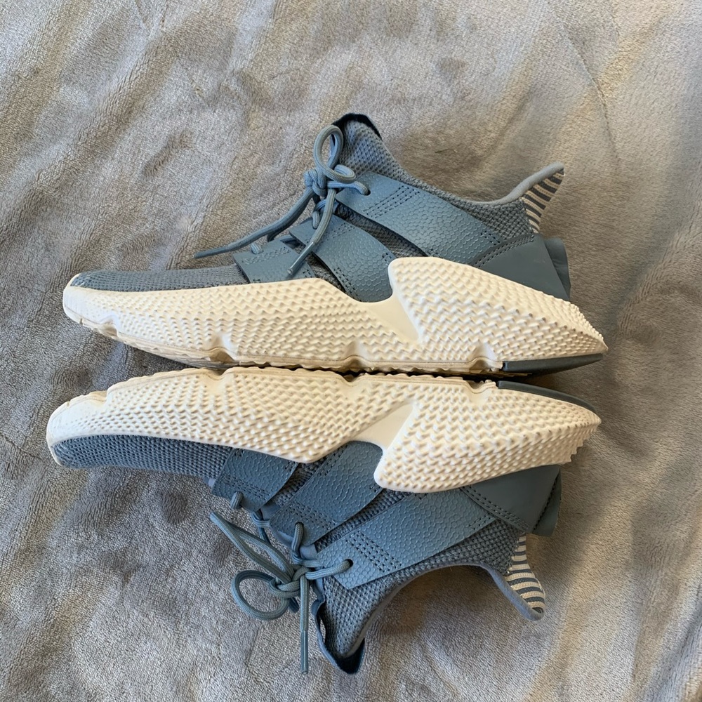 Adidas sneaker